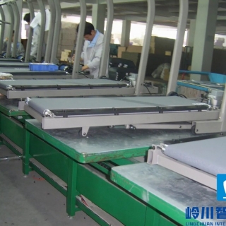 跑步机组装流水线